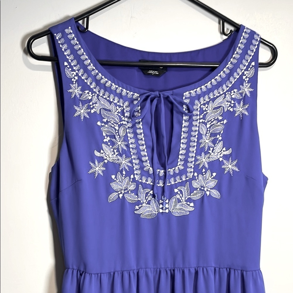 Bebe Blue Embroidered Mini Dress Boho Bib Collar Tie Front Size 8 - Picture 5 of 12